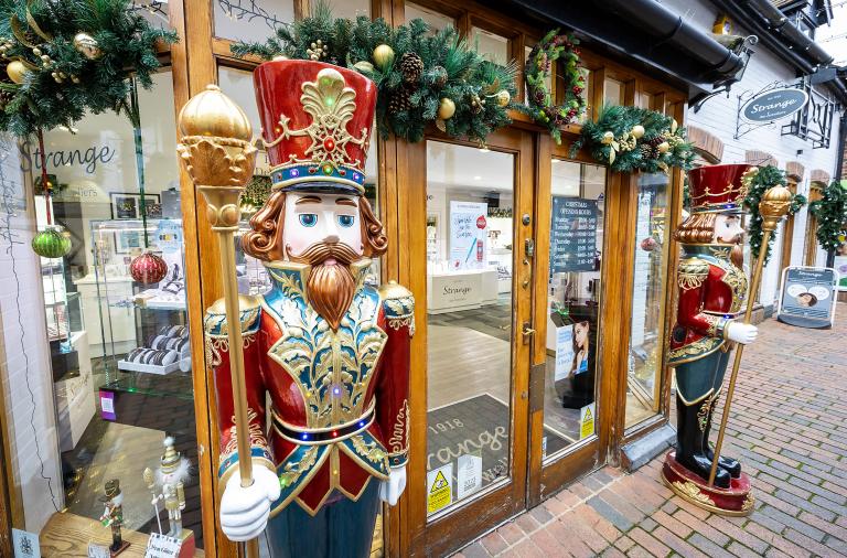 Christmas window of Strange the Jewellers in Wokingham (2)