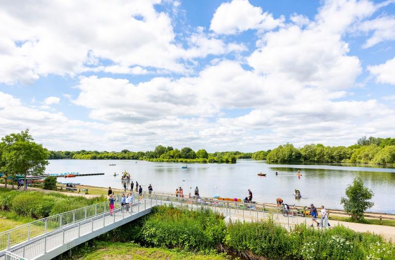 A view of the lake at Dinton Pastures Country Park